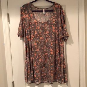LuLaRoe Perfect T